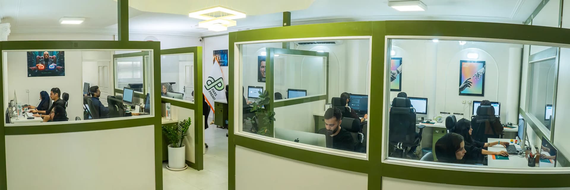 درباره پارس پرمیوم